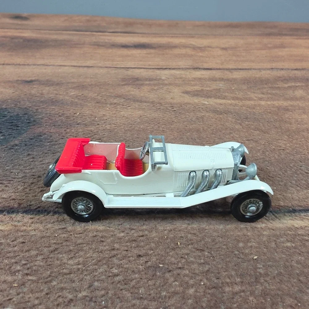 Matchbox 1928 Mercedes Benz 36/220 Models of Yesteryear White Good Y-10 Lesney